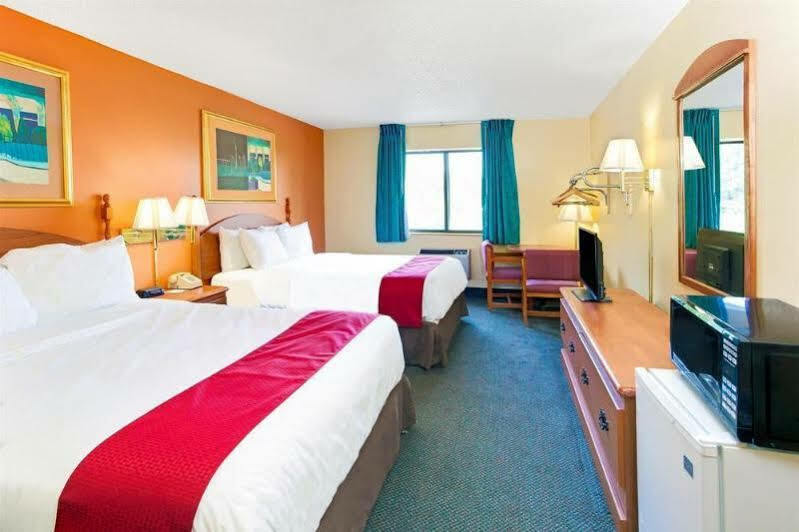 Super 8 By Wyndham Villa Rica Exterior foto